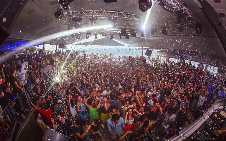 Summer Packages to Mykonos 